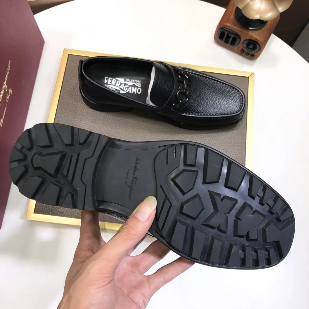 Men's shoes 💰500💰[Ferragamo/Ferragamo] The latest model in the counter. Original imported cowhide fabric + 🐂 water-dyed sheepskin lining + original luxury metal buckle + original combined outsole. Comparison without pressure 38--45 (45 is custom-made and cannot be returned or exchanged)